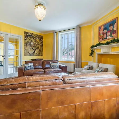 Villa Karaktervolle Familie 12p - Ruim En Vlak Bij *