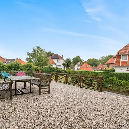 Karaktervolle 15p - Ruim én Vlak Bij Strand Villa